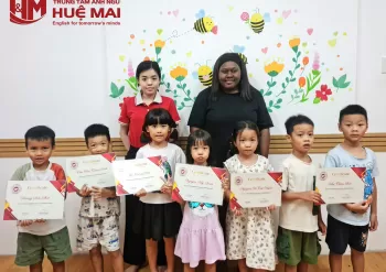 Chúc mừng các học viên nhí đã hoàn thành chương trình tiếng Anh Mầm non!